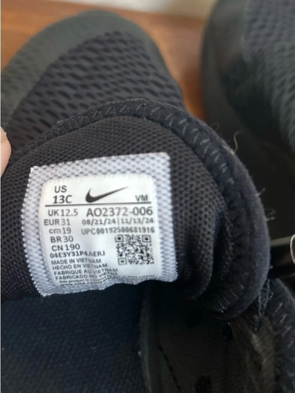 Nike Air Max 270 Black Mesh Slip-On Sneakers (Little Kid 13C)